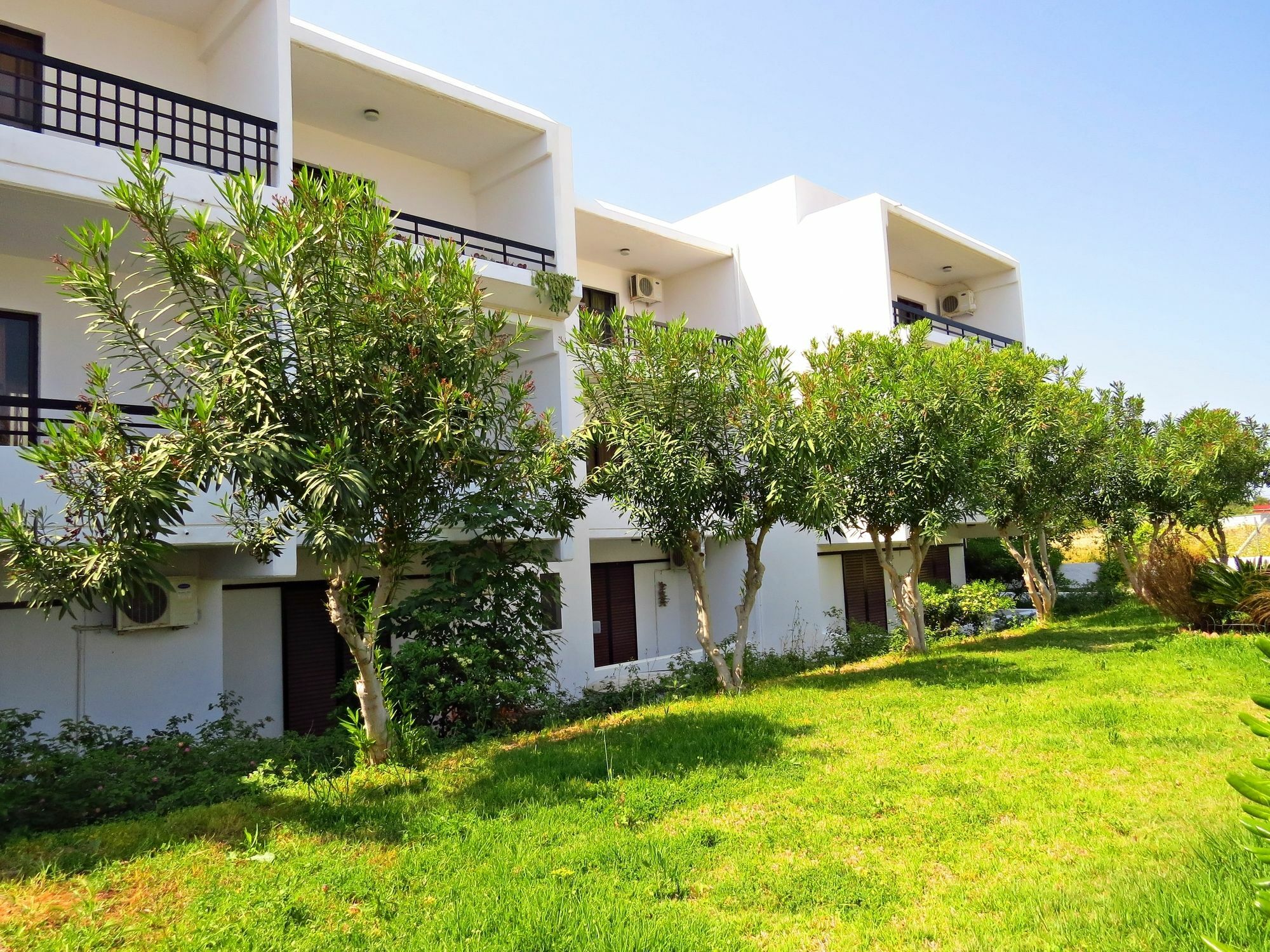 Debby Apartments Ialysos  Exteriér fotografie