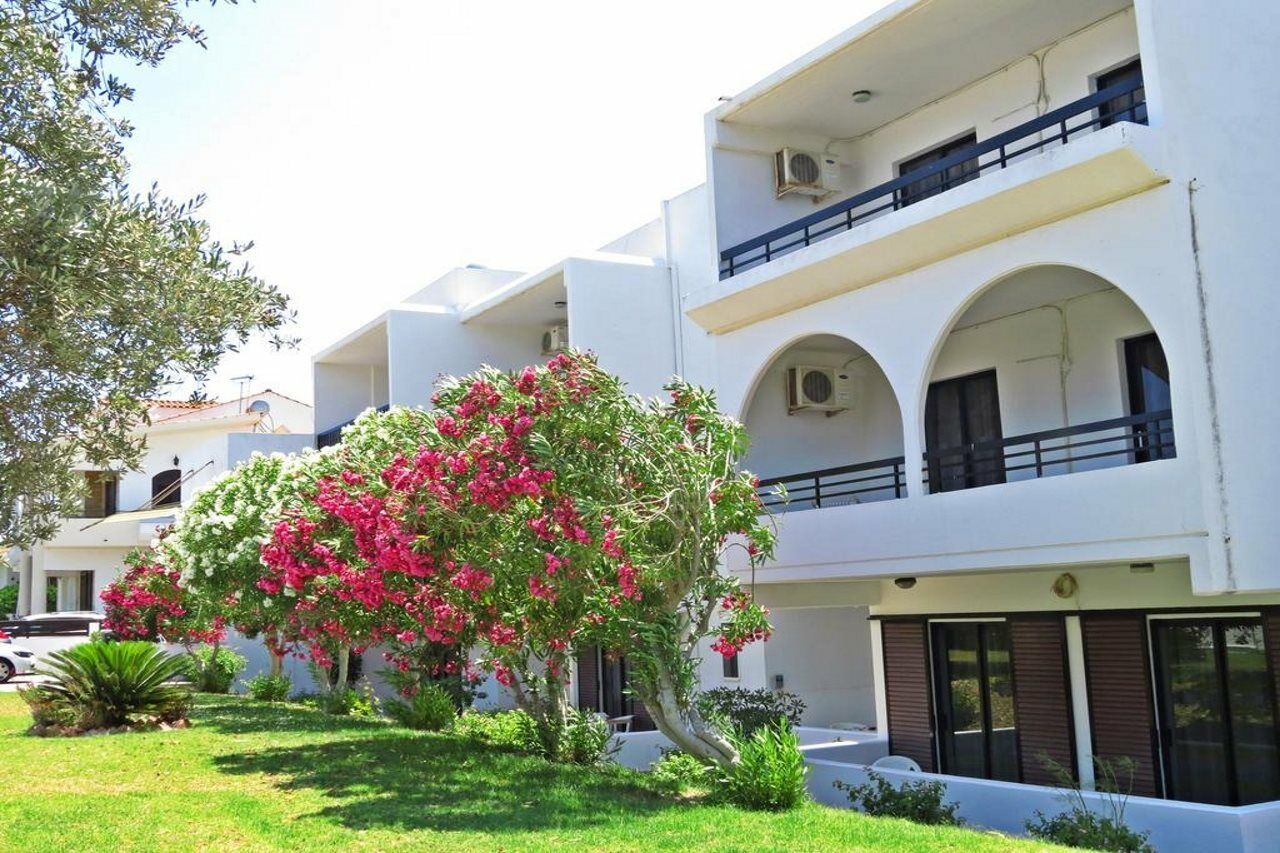 Debby Apartments Ialysos  Exteriér fotografie